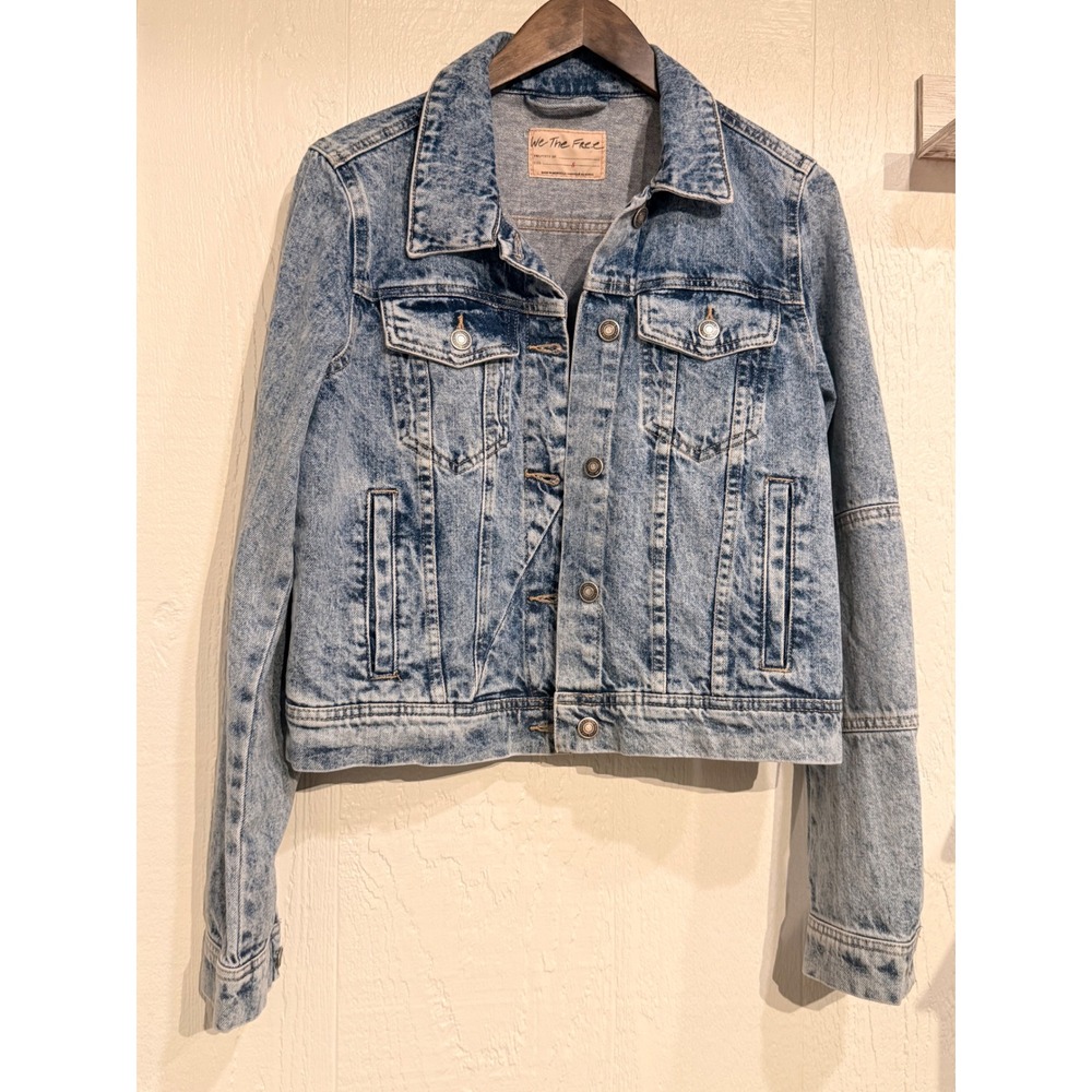 We The Free Free People Light Acid Wash Denim Trucker Jacket Small Boho